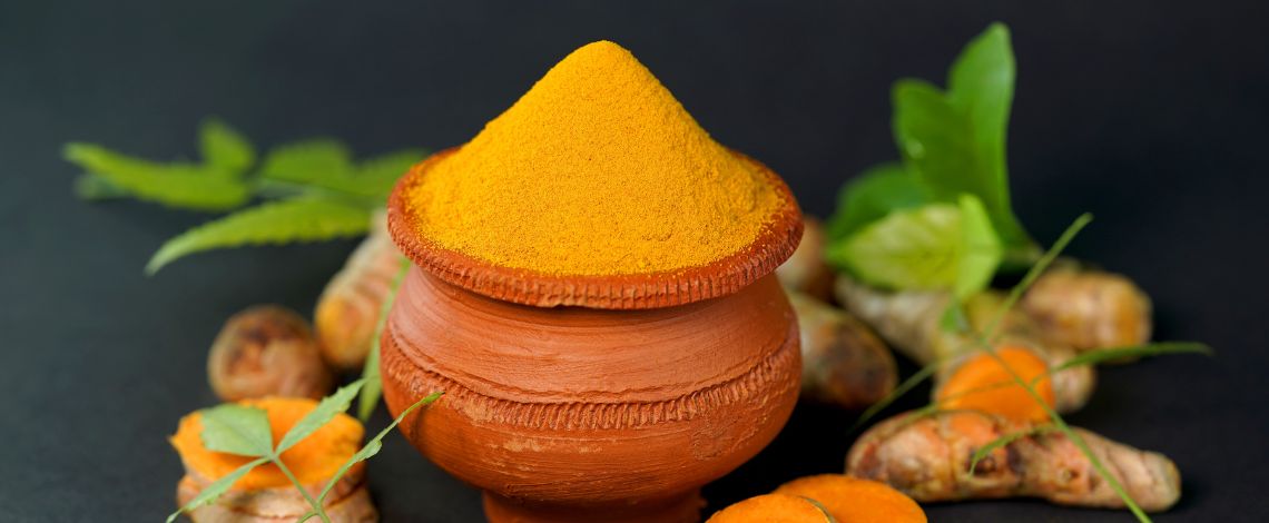 Kurkuma (Curcuma longa) – što je i koje koristi donosi